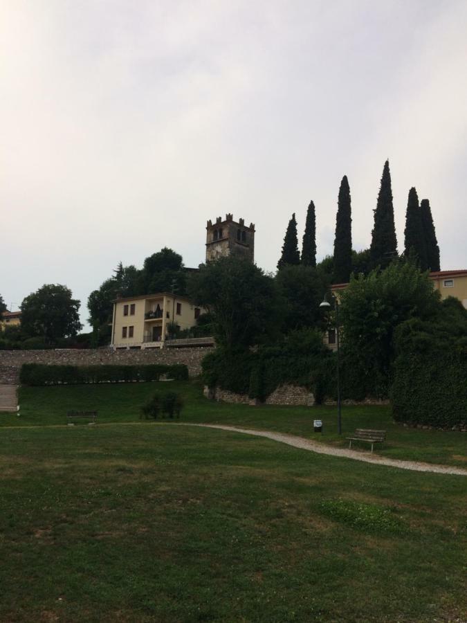 Locazione Turistica Lea Leilighet Castelnuovo del Garda Eksteriør bilde